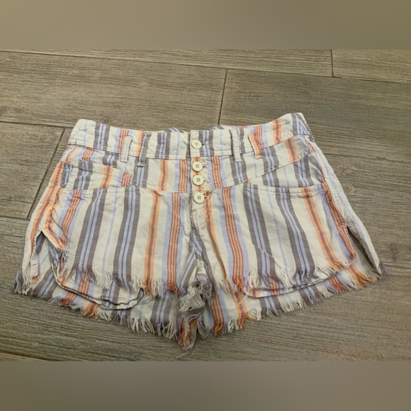 Free People Pants - FREE PEOPLE “Morning rain” cutoff shorts